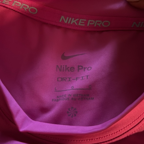 Nike Pro Dri-FIT Short Sleeve Crop Top - Picture 6 of 7